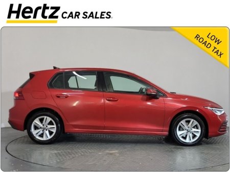 2024 Volkswagen Golf LIFE 110HP Petrol Manual €25,995 thumbnail