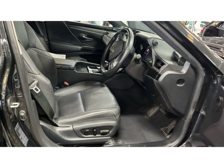 2023 Lexus ES 300 H - thumbnail 2