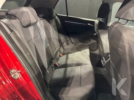 2023 Volkswagen Golf - thumbnail 17