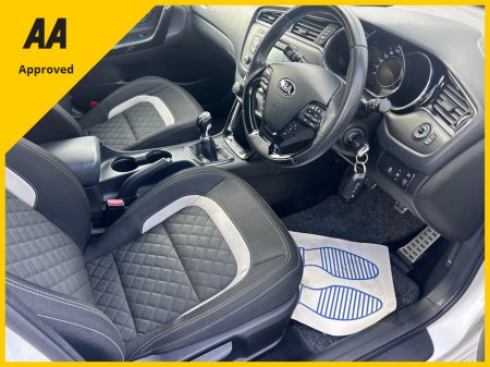 2017 Kia Ceed 2017 KIA CEED 1.0 PETROL GT LINE LOW KMS €10,950 thumbnail