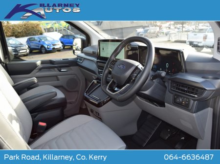 2026 Ford Tourneo Custom 2026 PHEV Tourneo Custom Limited 2.5 Auto thumbnail