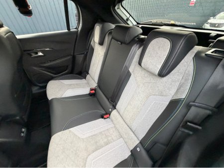 2020 Peugeot 208 - thumbnail 36