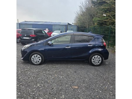 2018 Toyota Aqua - thumbnail 5