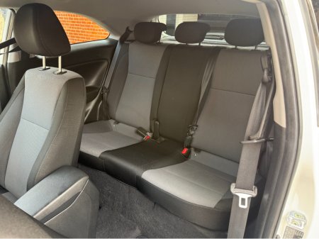 2016 Hyundai i20 - thumbnail 11