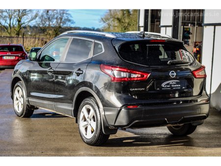 2019 Nissan Qashqai 1.5 DSL SV €13,995 thumbnail