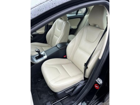 2018 Volvo S60 - thumbnail 12