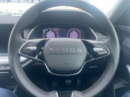 2026 Skoda Octavia Selection 2.0TDI 115HP €36,995 thumbnail