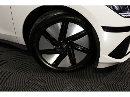 2024 Hyundai Ioniq 6 SIGNATURE EX DEMO 77 kWh EV SALOON €36,795