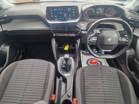 2021 Peugeot 2008 - thumbnail 6