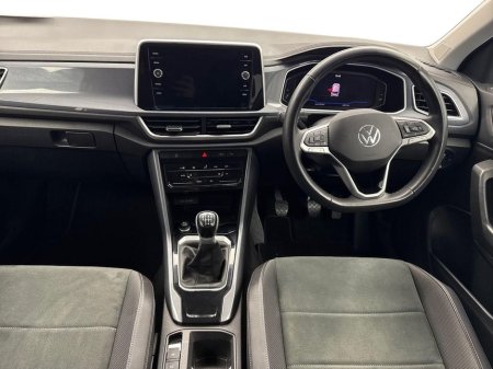 2024 Volkswagen T-Roc - thumbnail 8