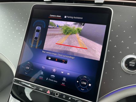 2026 Mercedes-Benz EQE - thumbnail 24