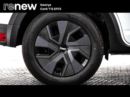 2025 Dacia Sandero Stepway Essential TCe 90 GSR2 €20,900 thumbnail