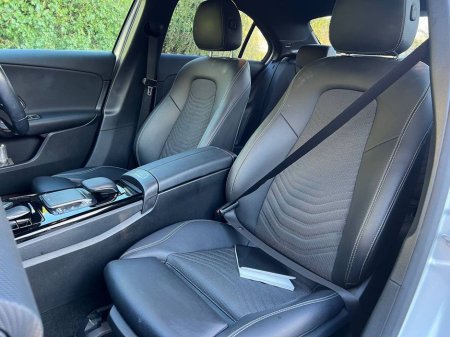 2020 Mercedes-Benz A Class A200d EXCLUSIVE AUTO // FULL SERVICE HISTORY // VIRTUAL COCKPIT // NEW 19" AMG ALLOYS // HEATED POWERED SEATS €26,900 thumbnail