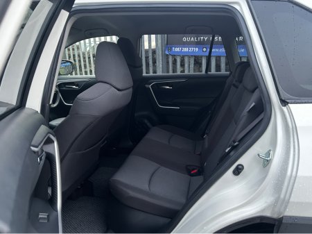 2020 Toyota Rav4 AWD Self Charging Hybrid 2.5 €31,995 thumbnail