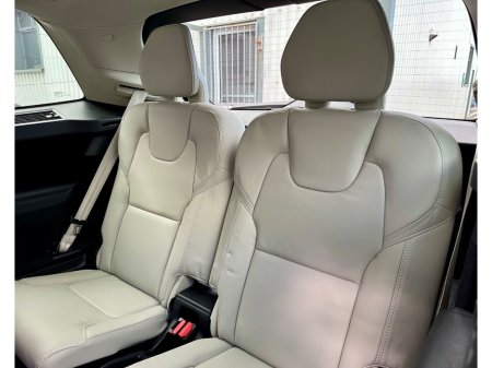 2025 Volvo XC90 - thumbnail 5