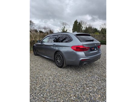 2019 BMW 5 Series - thumbnail 6