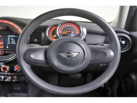 2017 MINI Hatch 1.5 AUTO 5DR *1 YEARS WARRANTY* €15,990 thumbnail