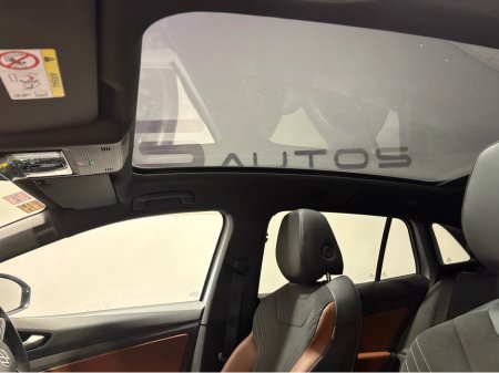 2022 Volkswagen ID.4 ONLY 37k kms - PRO 128 KW FAMILY 77KWH 174BHP €23,950 thumbnail