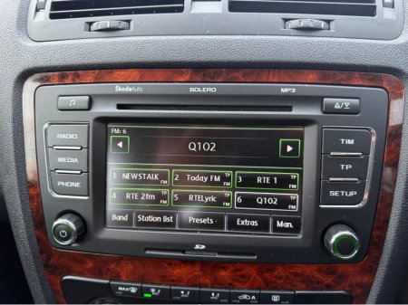 2010 Skoda Octavia ONE OWNER 55k MILES ELEGANCE €5,999 thumbnail