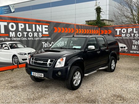 2010 Isuzu Rodeo - thumbnail 3