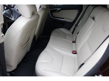 2015 Volvo XC60 - thumbnail 20