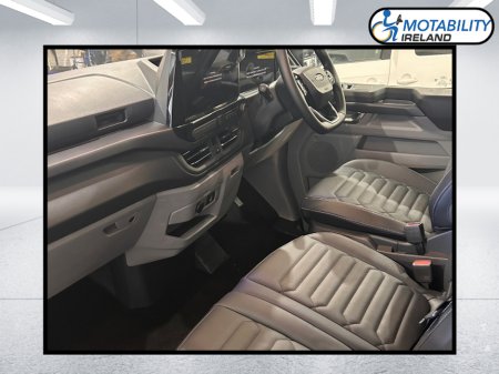 2026 Ford Tourneo Custom - thumbnail 11