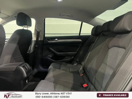 2020 Volkswagen Passat - thumbnail 13