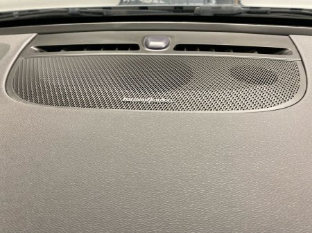 2022 Volvo XC40 - thumbnail 22