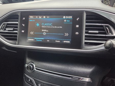 2018 Peugeot 308 SW ACTIVE 1.6 BLUE HDI €10,950 thumbnail