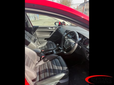 2017 Volkswagen Golf - thumbnail 6