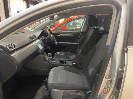 2011 Volkswagen Passat 1.4DSG Bluemotion Technology Trendline Variant €8,290 thumbnail