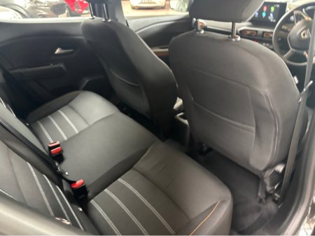 2023 Dacia Sandero Stepway - thumbnail 4