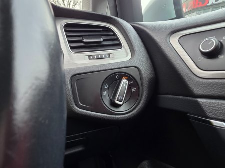 2015 Volkswagen Golf 1.2 TSI COMFORTLINE - REVERSE CAMERA - MULTIFUNCTION STEERINE WHEEL ALLOYS LOW TAX BAND €12,950 thumbnail