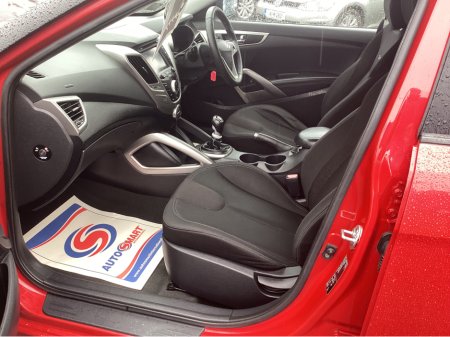 2012 Hyundai Veloster * PETROL €5,950 thumbnail