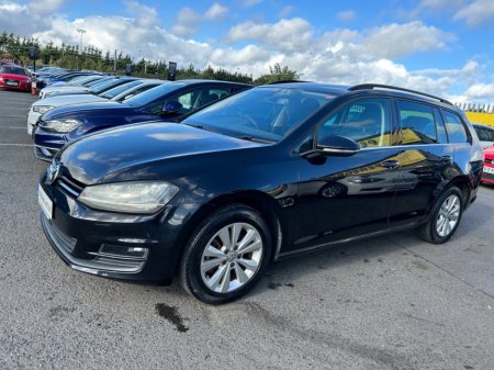 2014 Volkswagen Golf  €10,950 thumbnail