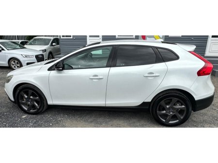 2015 Volvo V40 Cross Country D4 2.0L DIESEL AUTOMATIC(2293) €12,995 thumbnail