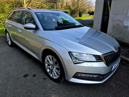 2022 Skoda Superb - thumbnail 9