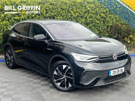 2023 Volkswagen ID.5 PRO FAMILY 77KWH // PANORAMIC SUNROOF // REVERSE CAMERA // DIGITAL CLUSTER