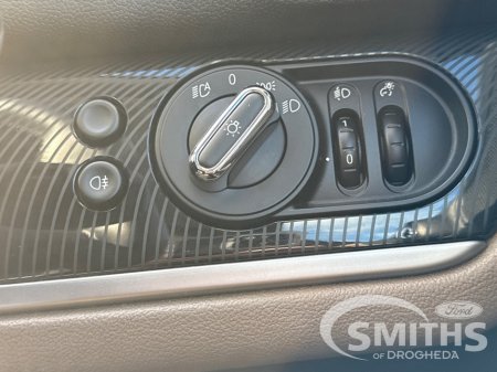 2020 MINI Countryman COOPER EXCLUSIVE 1.5 135PS €20,950 thumbnail