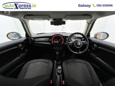 2017 MINI Cooper D Automatic €16,895