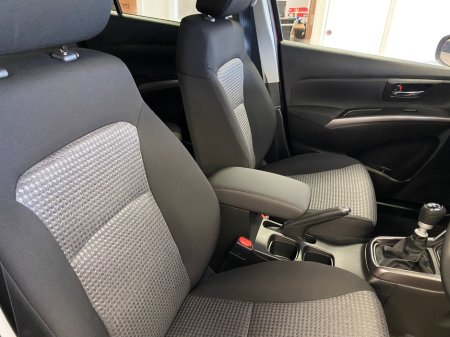 2025 Suzuki SX4 - thumbnail 13