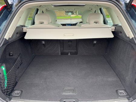 2023 Volvo XC60 BLONDE LEATHER PLUS BRIGHT T6 RECHARGE €45,995 thumbnail