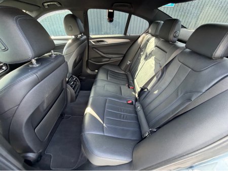 2018 BMW 5 Series - thumbnail 36