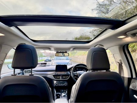 2020 Ford Focus VIGNALE !! 1.5TD!!AUTO!! HUGE SPEC!! €21,900 thumbnail