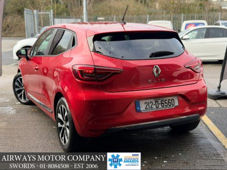 2021 Renault Clio ICONIC 1.0T MANUAL - LOW KMS €14,995 thumbnail