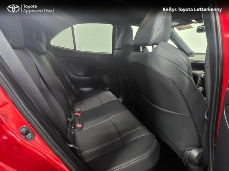 2025 Toyota Yaris Cross - thumbnail 11