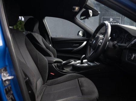 2013 BMW 3 Series - thumbnail 21