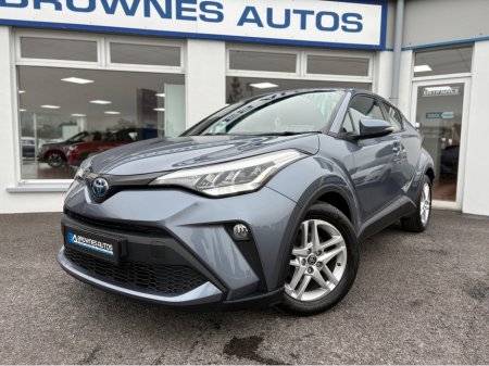 2022 Toyota C-HR ICON HEV CVT €25,999