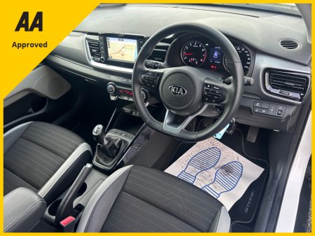 2018 Kia Stonic 2018 KIA STONIC 1.4 K3 PETROL LOW KMS €12,950 thumbnail