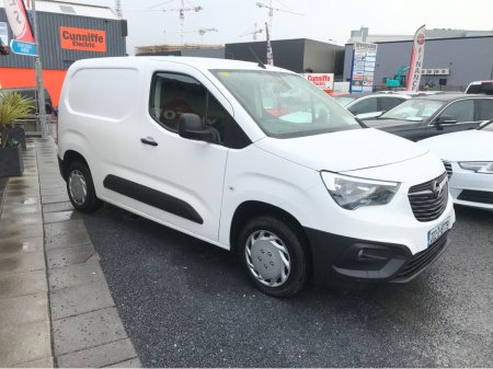 2020 Opel Combo L1H1-1.5 75PS 5 SP 5DR €11,750 thumbnail